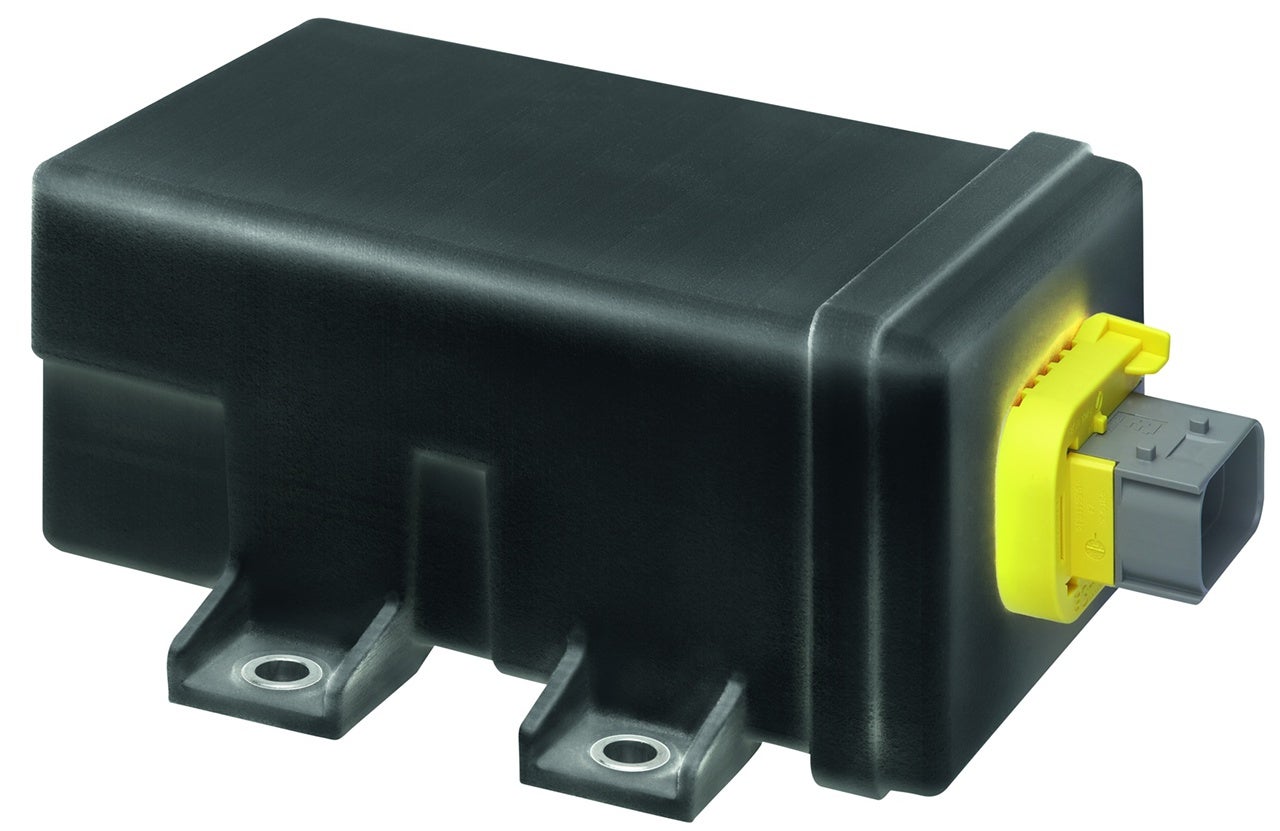 ContiPressureCheck Receiver El CCU recibe las señales del sensor del neumático directamente o a través de un receptor adicional, valora los datos y ofrece el estatus de todos los neumáticos a la pantalla o a los sistemas telemáticos.