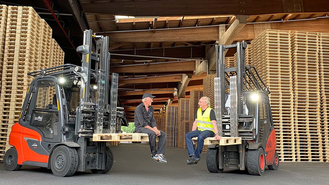 Josef Gensler & Klaus Lederer in Krenzer Warehouse Josef Gensler & Klaus Lederer in Krenzer Warehouse
